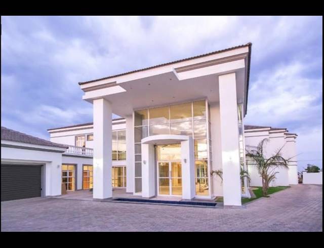 5 BEDROOM PROPERTY TO RENT IN WATERKLOOF RIDGE